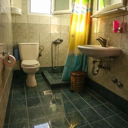 Antisamos * سامي