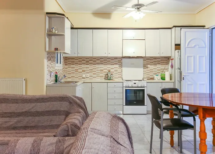 アパート Antisamos *